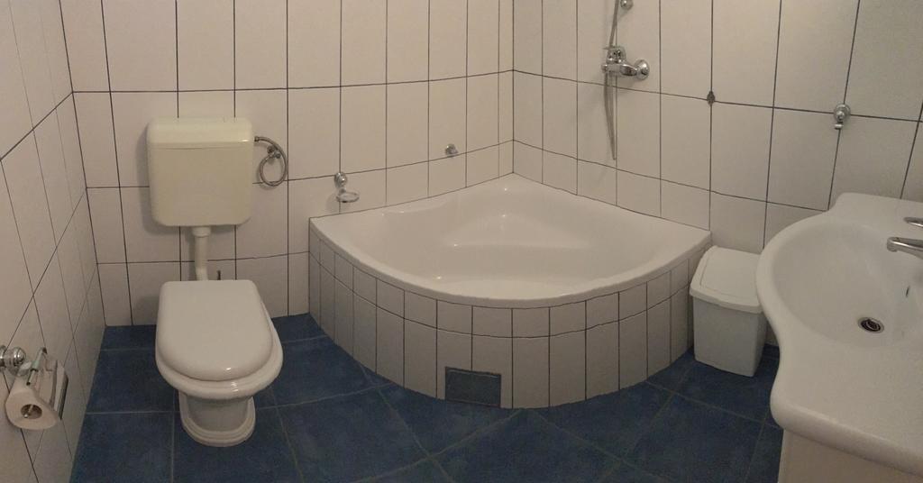 Guesthouse Cipre Lumbarda Eksteriør bilde