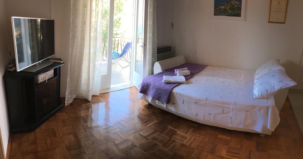 Guesthouse Cipre Lumbarda Eksteriør bilde